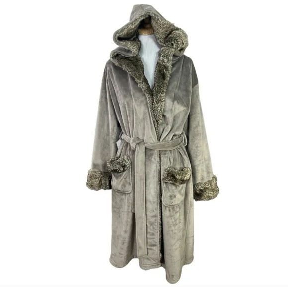 POTTERY BARN Intimates & Sleepwear Women's Robe Large Faux Fur Hood No Belt - Picture 1 of 16